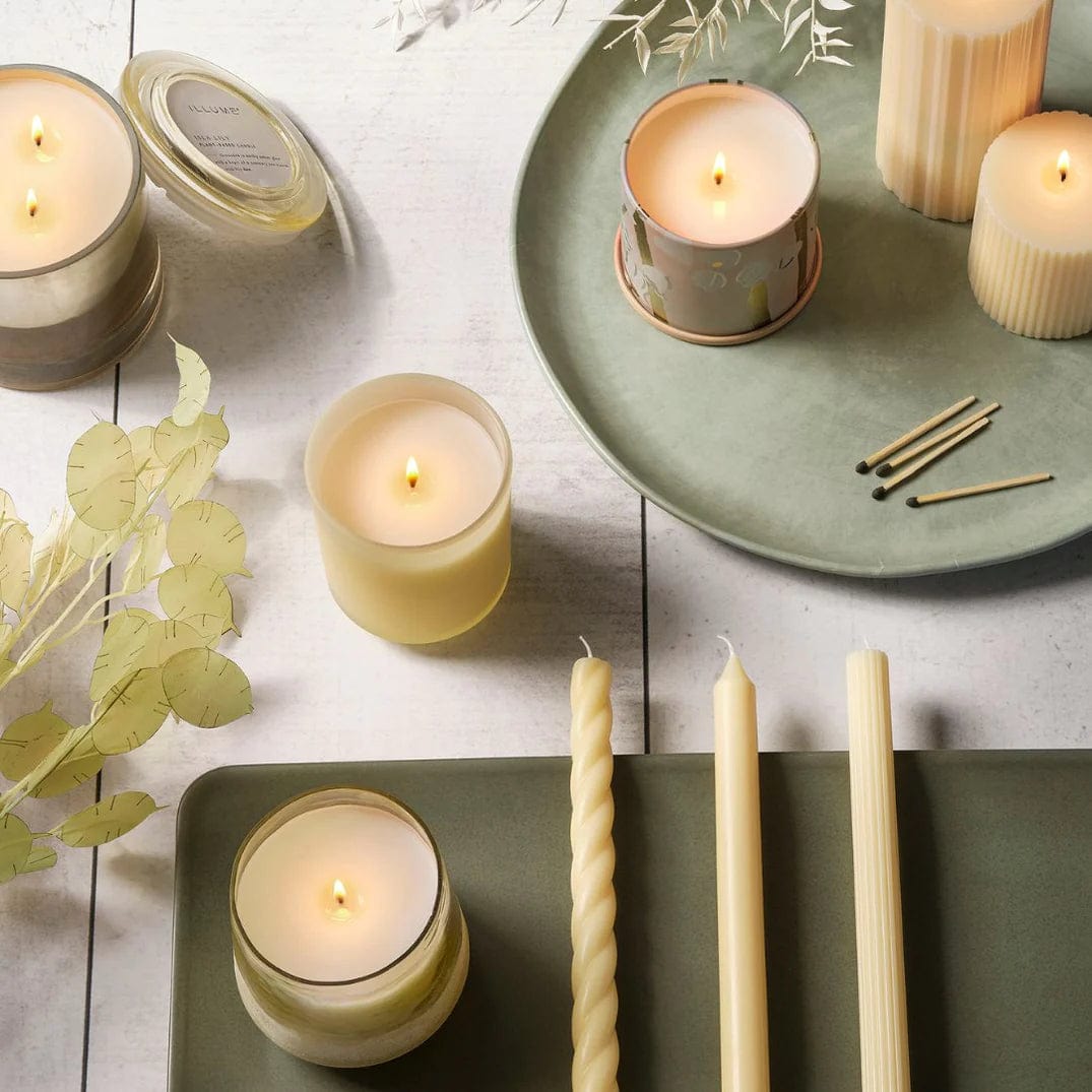 Illume Candle Isla Lily Matte Ceramic Candle