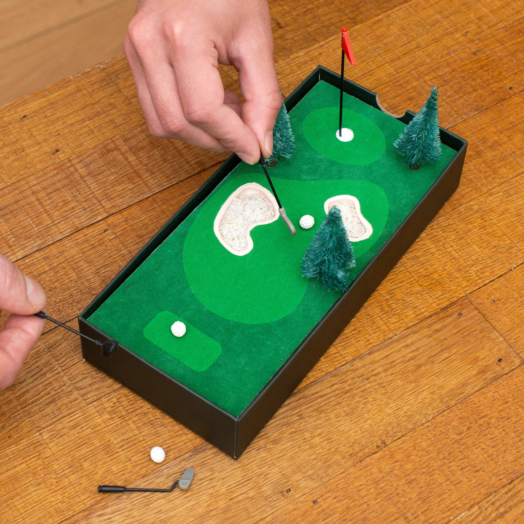 Kikkerland Gifts Desktop Golf