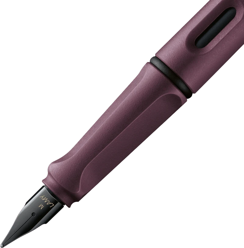 Lamy Paper LAMY Safari Fountain Pen - Scarlet