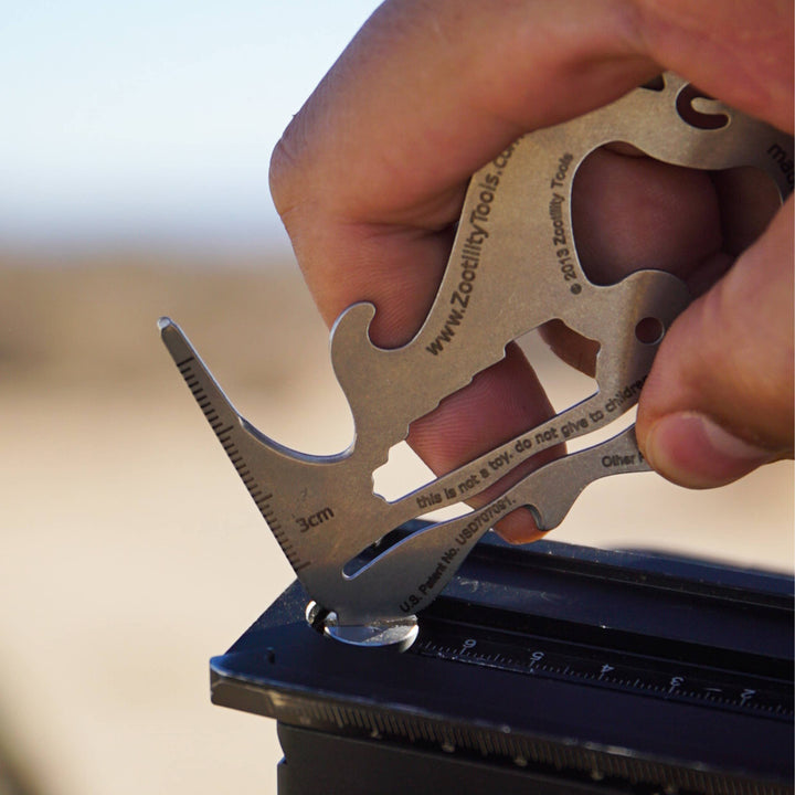 Zootility Tool PocketMonkey 12-in-1 Card Multi-Tool