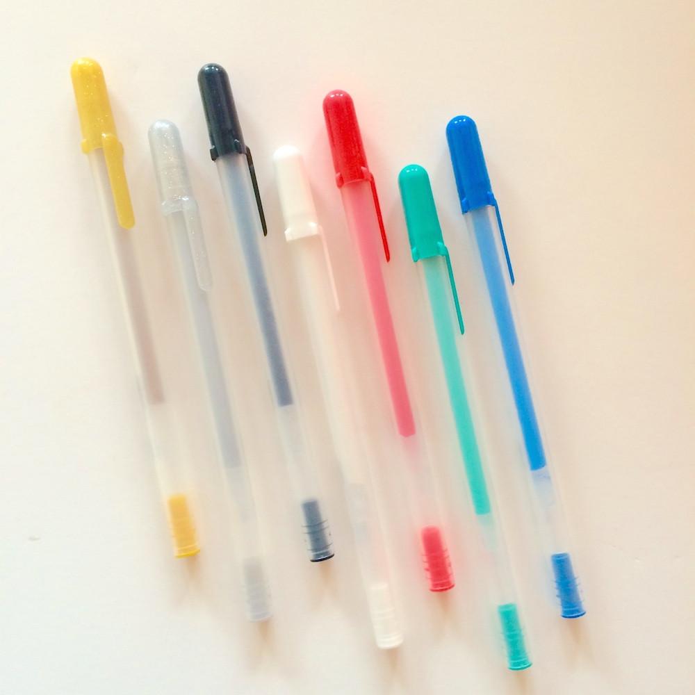 Sakura Pen-Touch Pen - Silver in 2023  Sakura pens, Elegant pens, Gel pens  coloring