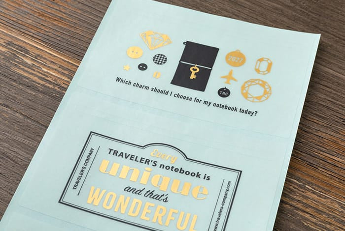 TRAVELER&