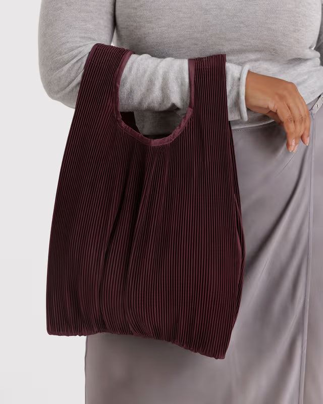 Pleated Baggu | Mahogany
