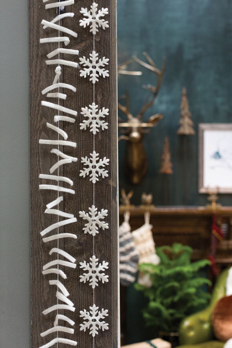 Accent Decor Garland Snowy Garland