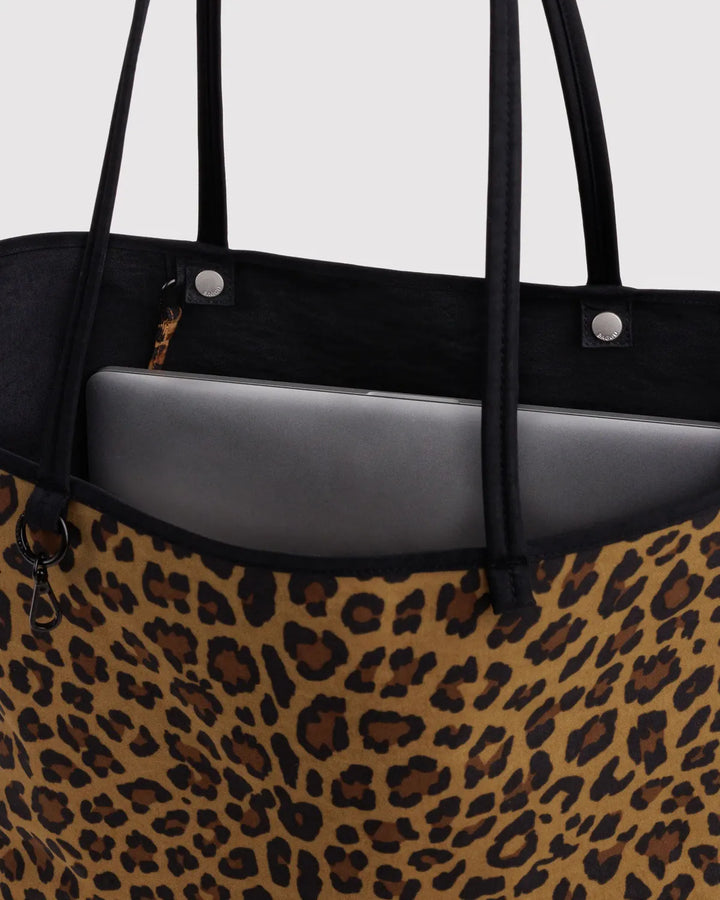 Baggu Fashion Large Nylon Reversible Tote | Leopard Mix