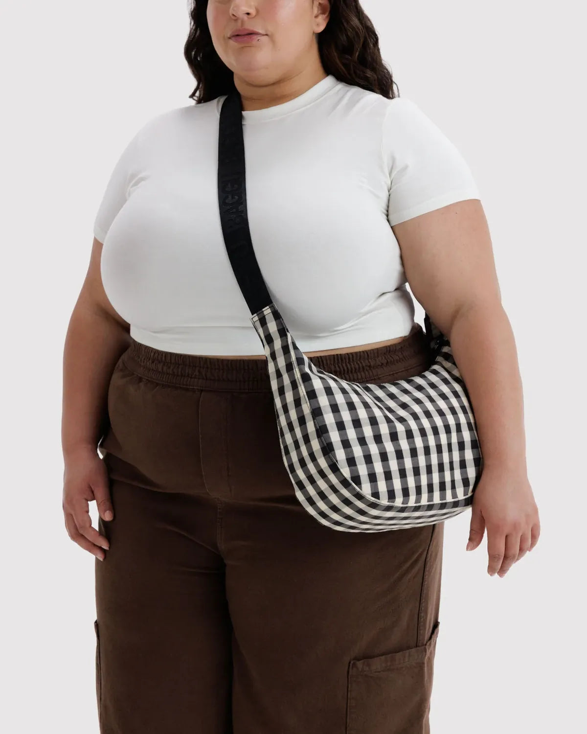 Baggu Fashion Medium Nylon Crescent Bag | Black And Cream Gingham