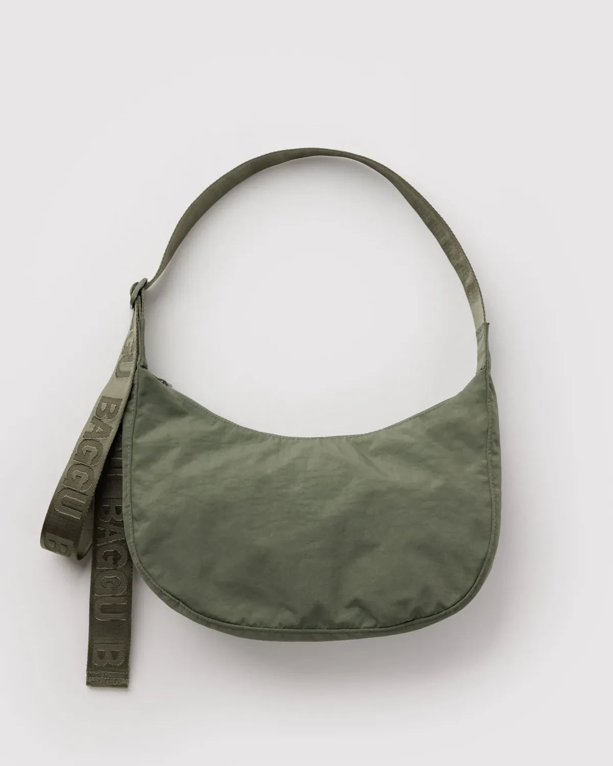 Baggu Fashion Medium Nylon Crescent Bag | Caper