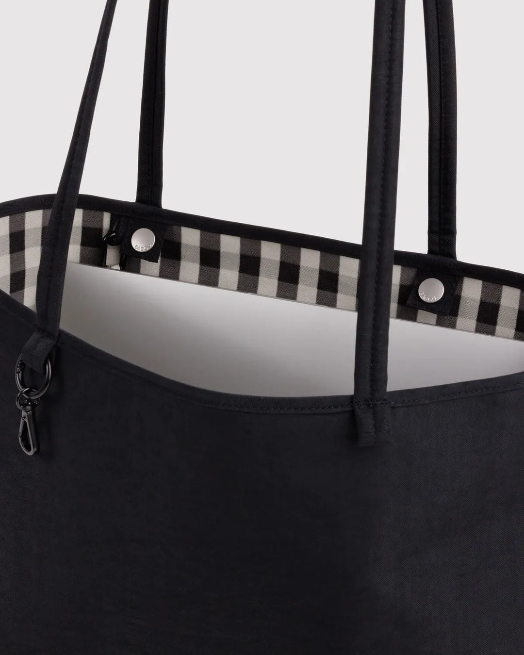 Baggu Fashion Medium Nylon Reversible Tote | Black Mix