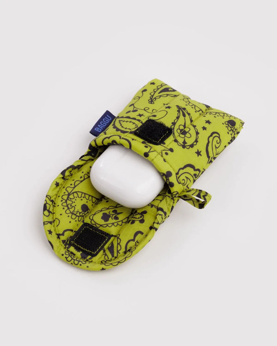 Baggu Fashion Puffy Earbuds Case | Chartreuse Paisley