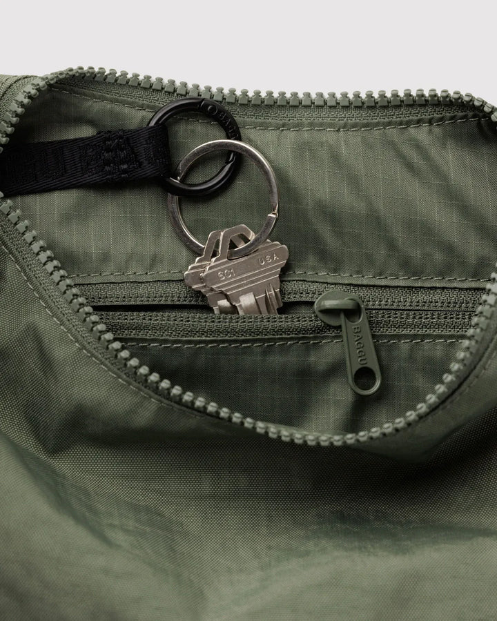 Baggu Fashion Small Nylon Crescent Bag | Caper