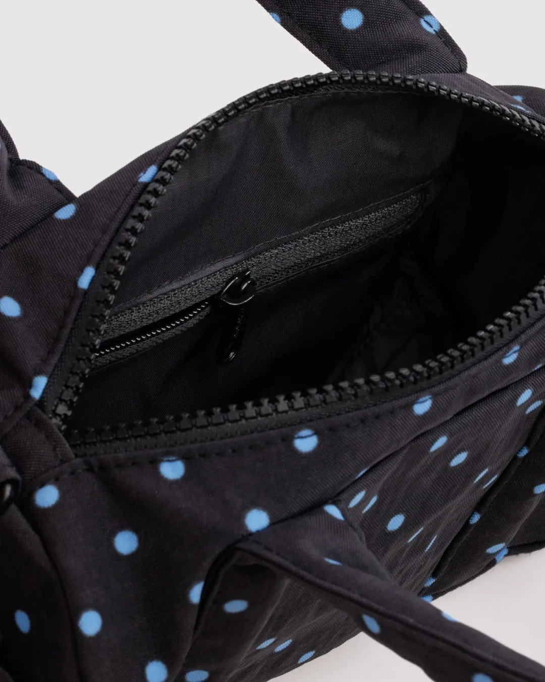 Baggu Fashion Small Nylon Duffle Bag | Black And Sky Blue Micro Dot