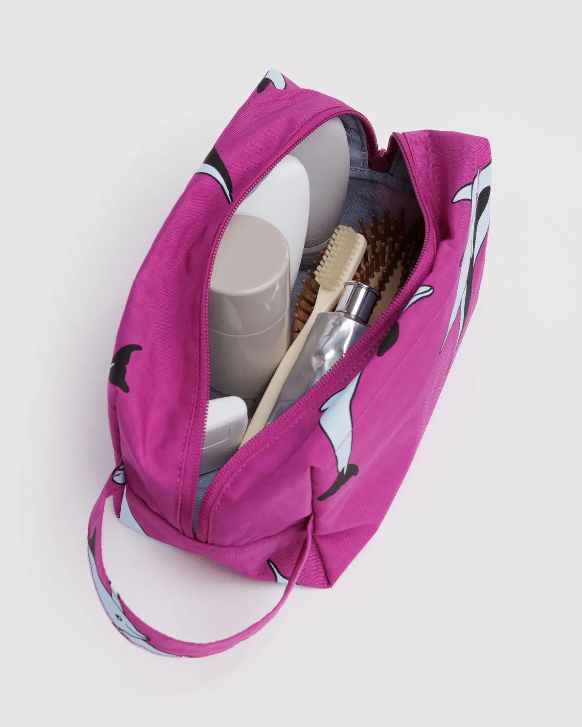Baggu Gifts Dopp Kit | Dolphins
