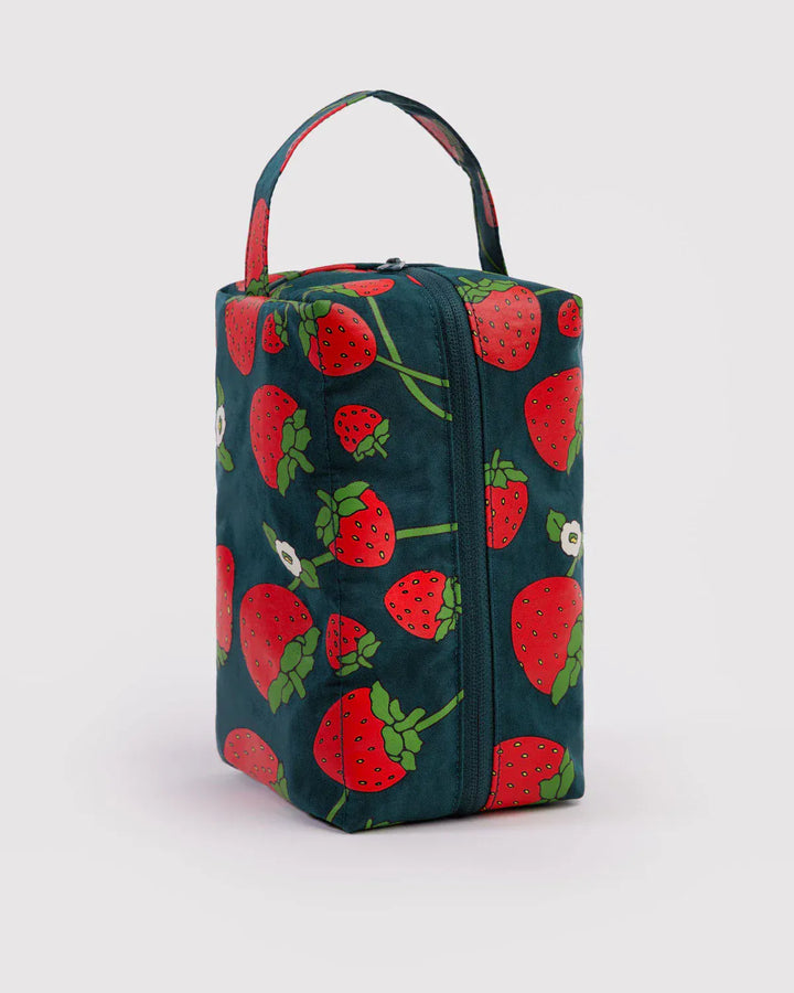 Baggu Gifts Dopp Kit | Strawberry Blossom