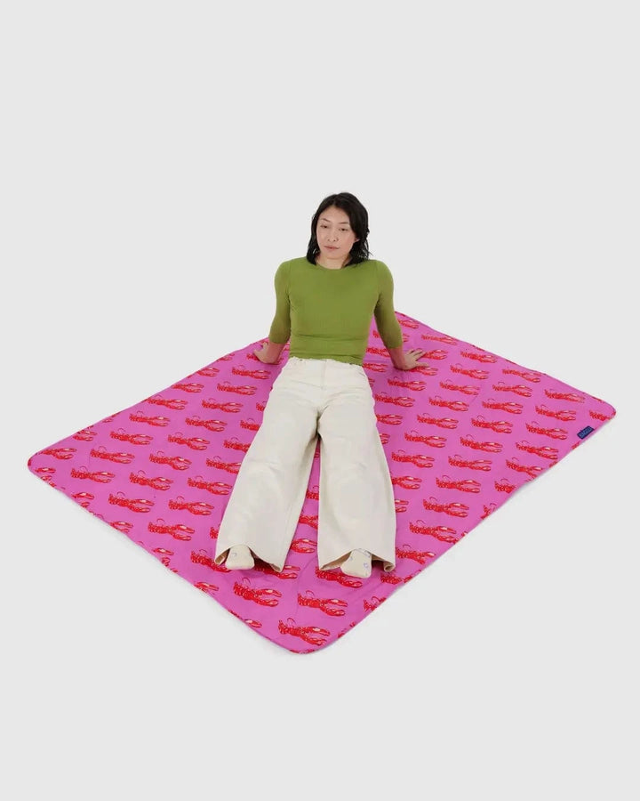 Baggu Home Puffy Picnic Blanket | Pink Lobster