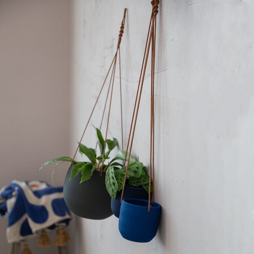 Bloomingville Plants Hanging Planter with Leather Rope Hanger, Latex Glaze (Holds 4" Pot)