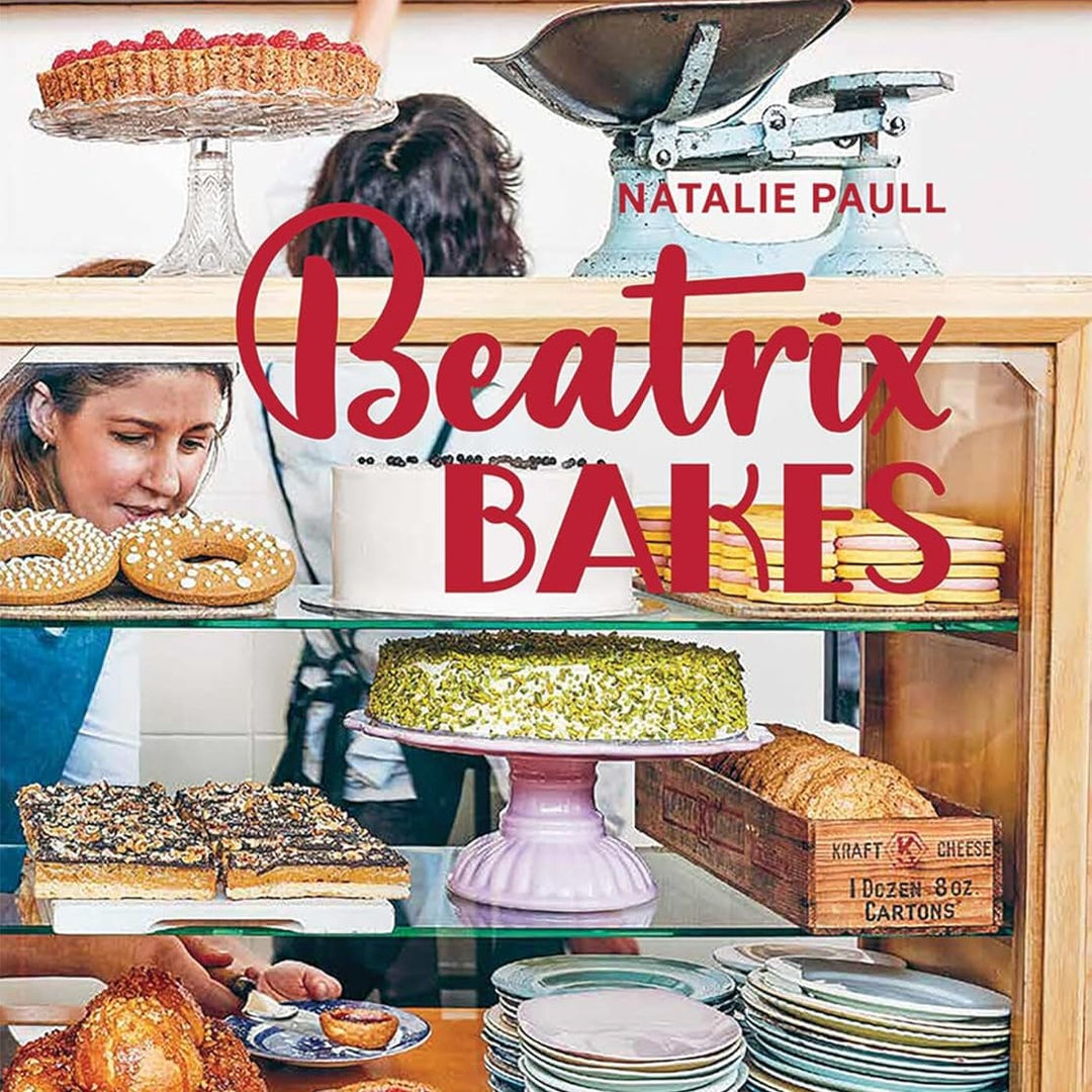 Chronicle Books Beatrix Bakes