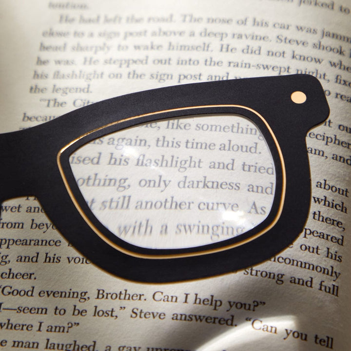 Chronicle Books Gifts Classic Readers Bookmark with Magnifier