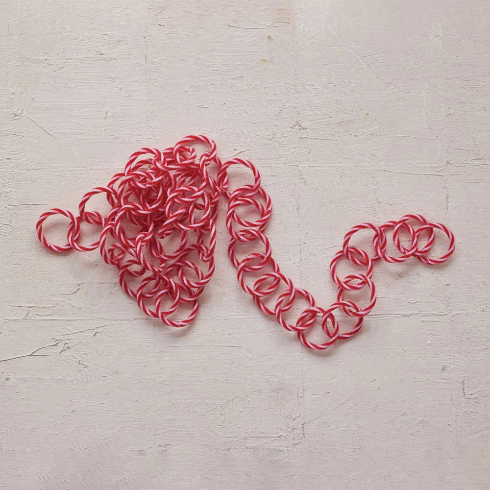 Creative Coop Holiday Plastic Link Garland with Candy Stripes, Red & White