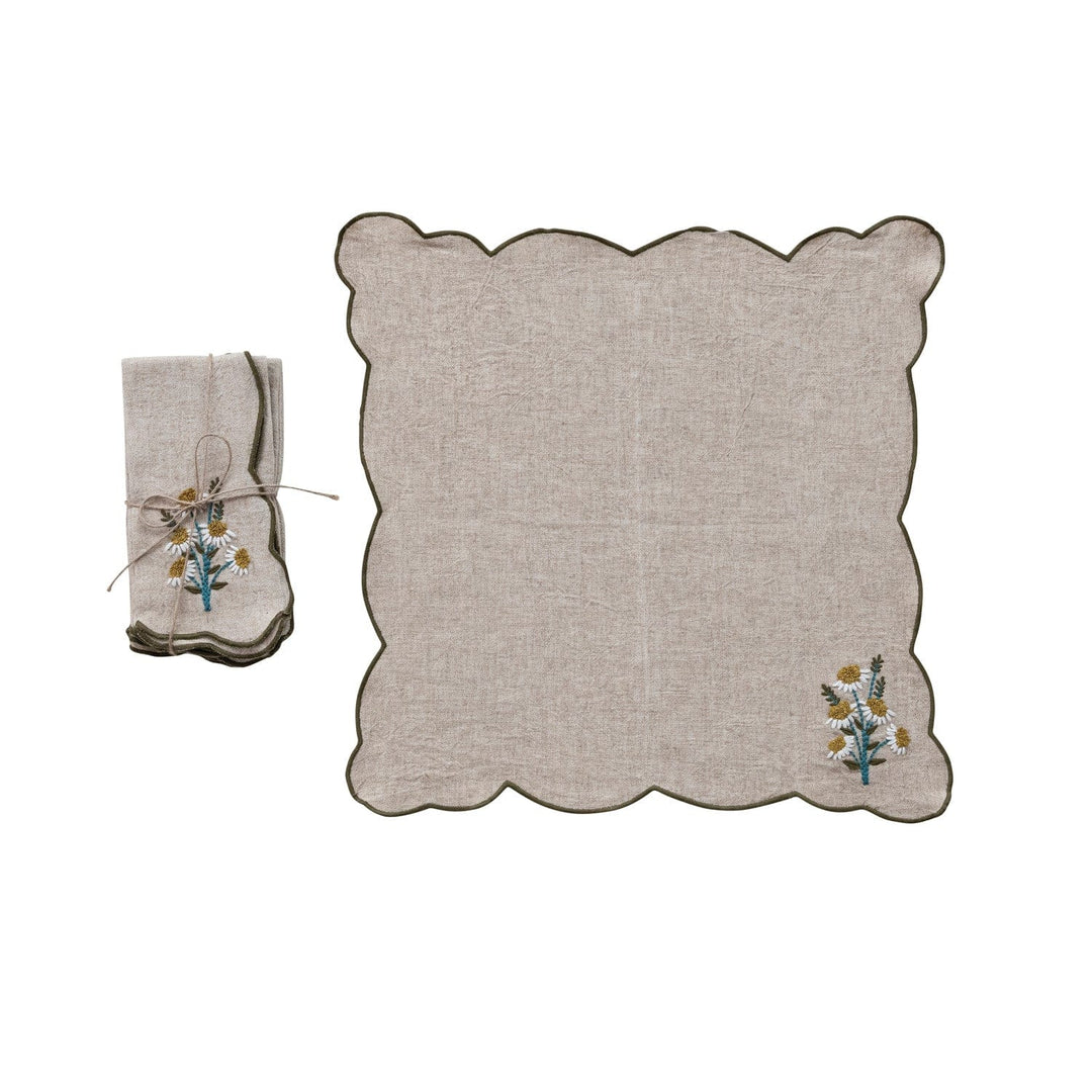 Creative Coop Home Scalloped Napkins with Contrasting Stitched Edges, Set of 4 Tied with Jute