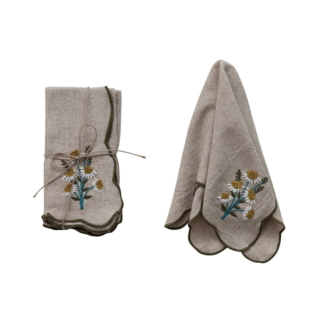 Creative Coop Home Scalloped Napkins with Contrasting Stitched Edges, Set of 4 Tied with Jute