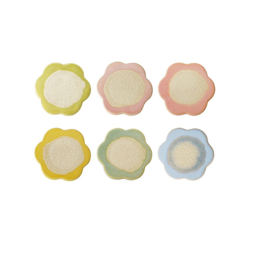 Creative Coop Home Stoneware Flower Shaped Trivet, Reactive Crackle Glaze