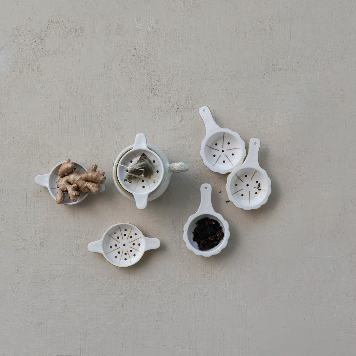 Creative Coop Home Stoneware Tea Strainer with Handle