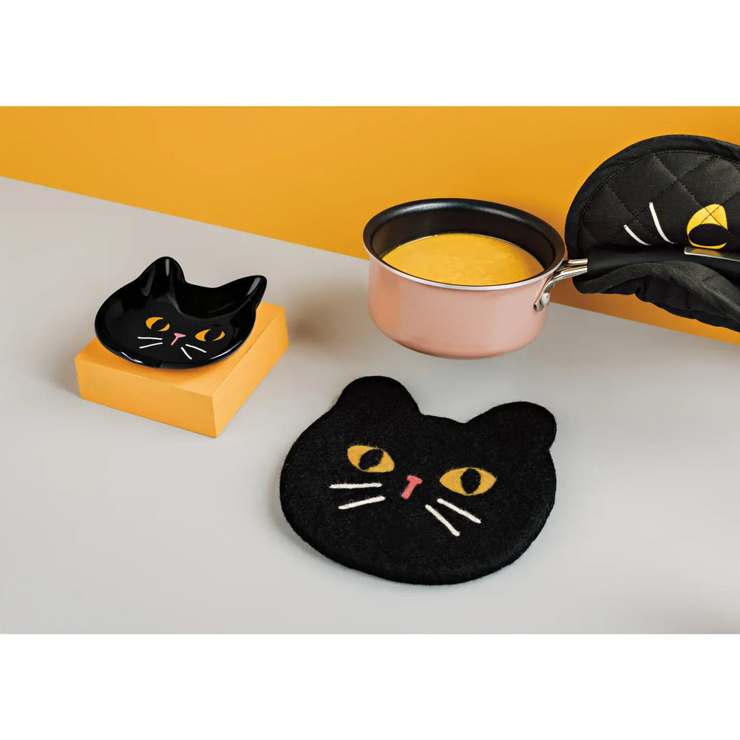Danica Home Black Cat Felt Wool Trivet