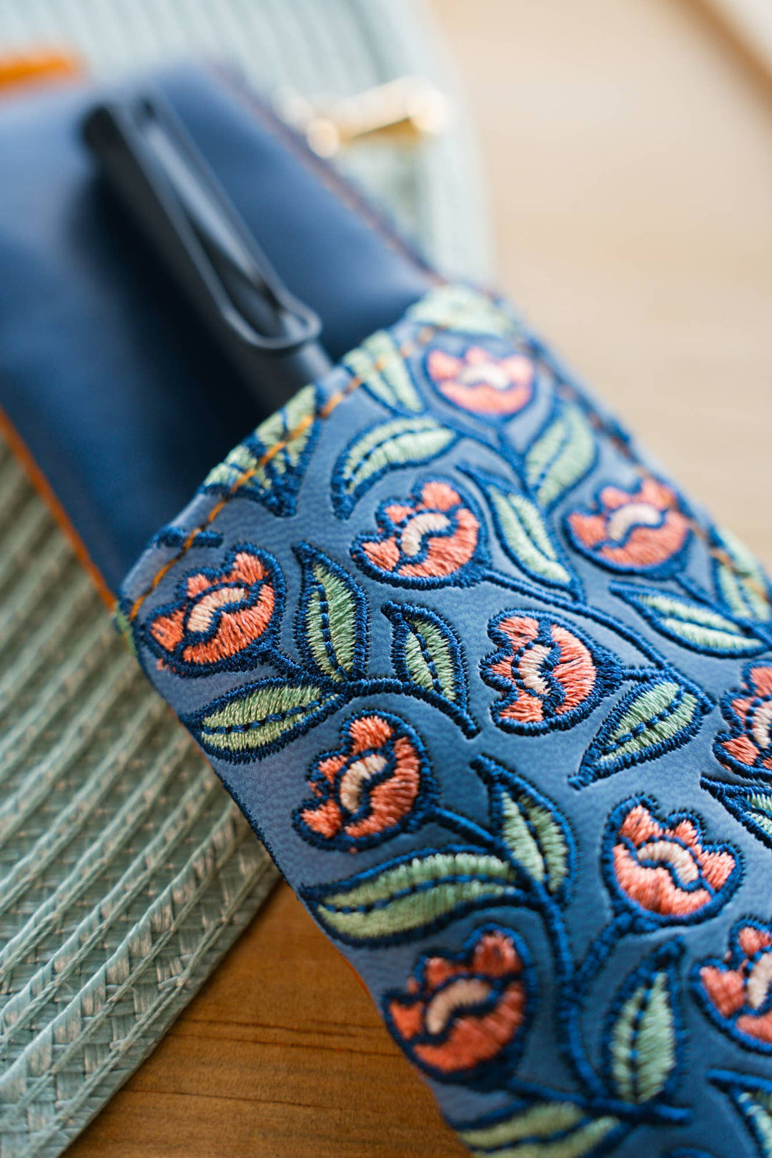 Denik paper Creeping Floral Embroidered Notebook Pouch