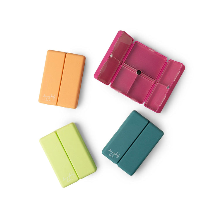 DM Merchandising Gifts Everything's Fine Pill & Vitamin Case