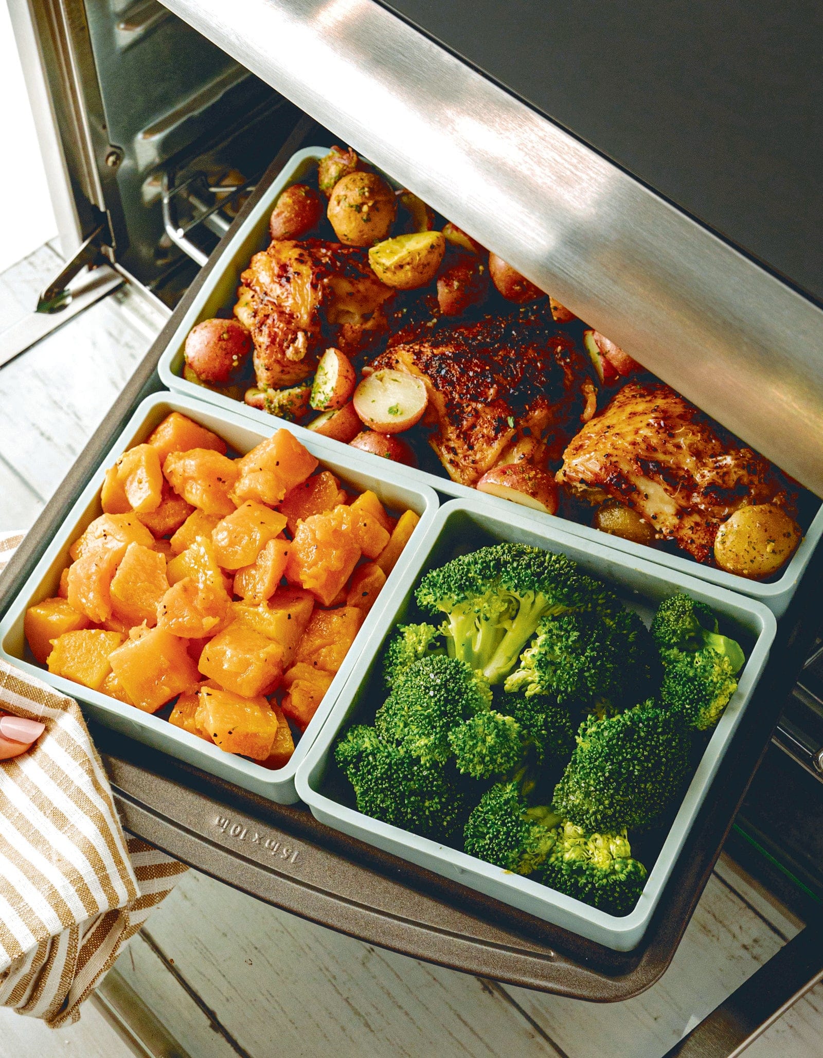 DM Merchandising Home Silicone Baking Sheet Dividers