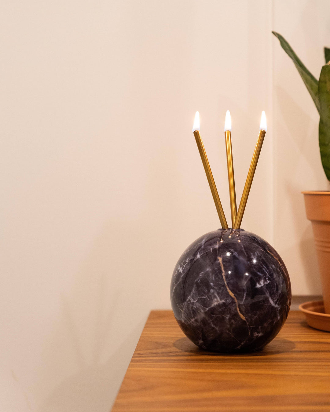 Everlasting Candle Co. Vase Neva Vase, Charcoal Marble