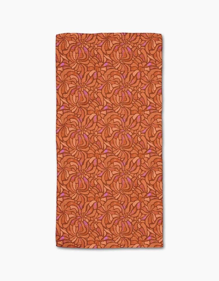 Geometry Home Coral Swirls Bar Towel