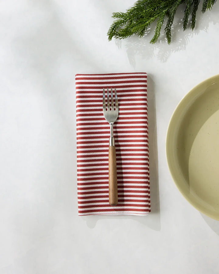 Geometry Home Kringle Dinner Napkin Set