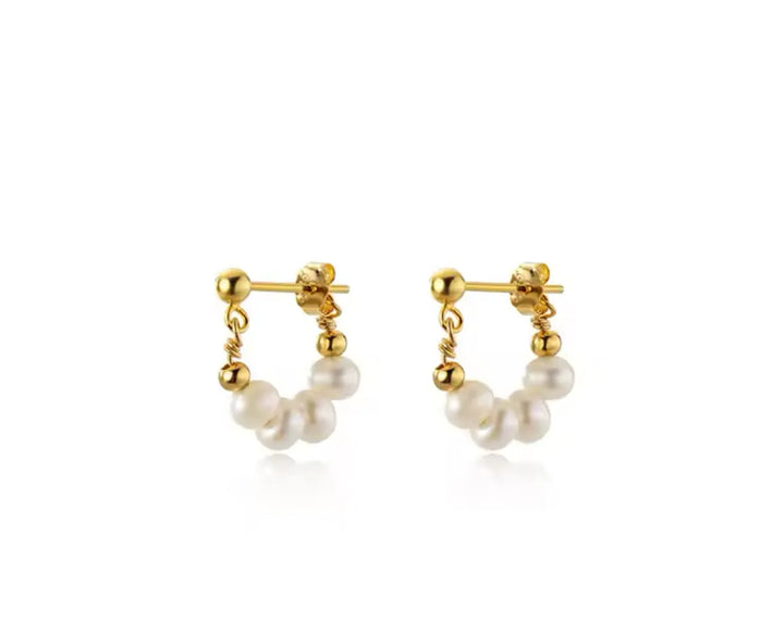 Gracefully Fashion Fresh Water Pearl Huggies