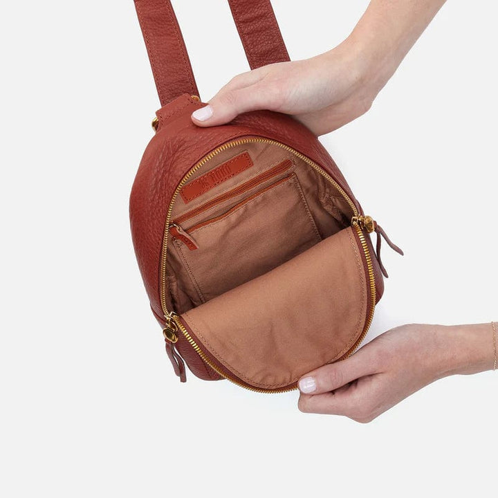 Hobo Bags Fern Sling - Rust