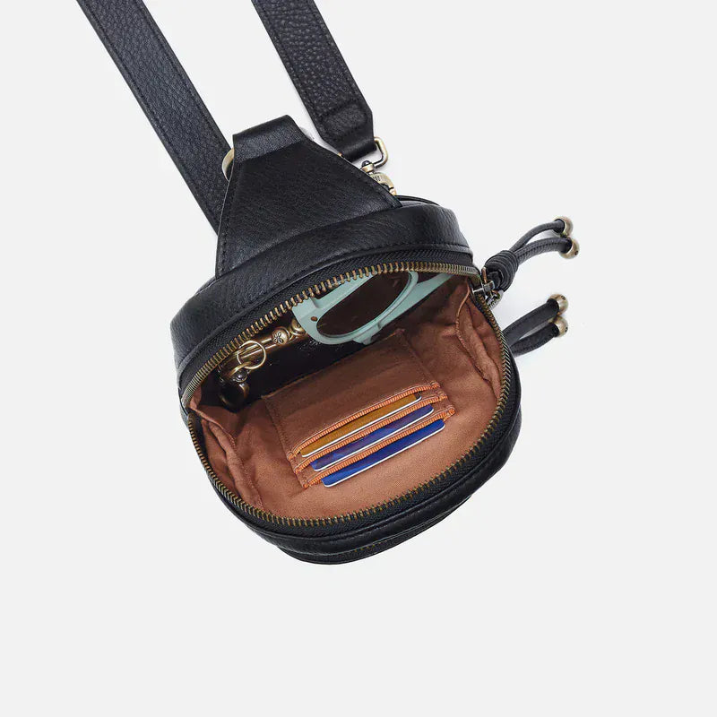 Hobo Fashion Cass Small Sling - Pebbled Leather | Black