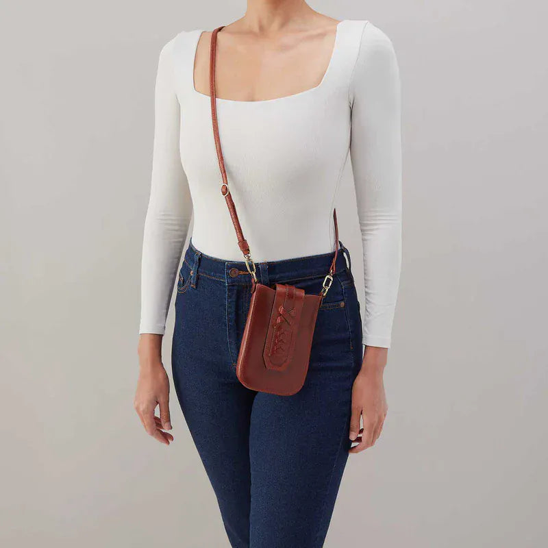 Hobo Fashion Expedition Phone Crossbody - Patina Leather | Pecan Ridge
