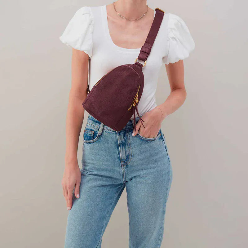 Hobo Fashion Fern Sling - Pebbled Leather | Mulberry Glaze
