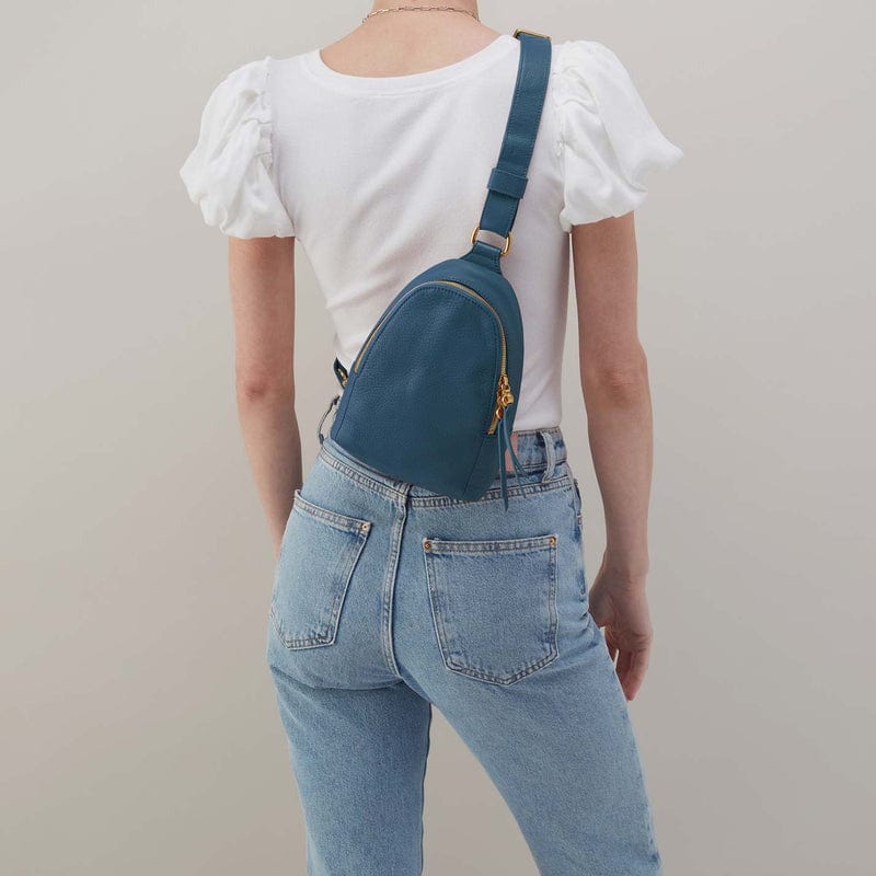 Hobo Fashion Fern Sling - Pebbled Leather | Peacock Feather