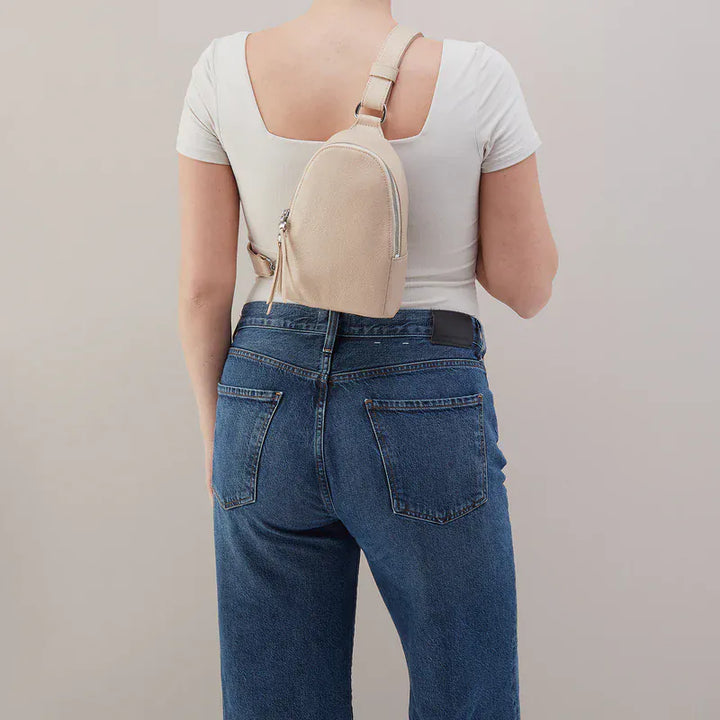 Hobo Fashion Fern Sling - Pebbled Leather | Stonewash