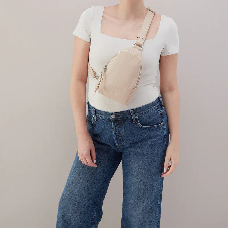 Hobo Fashion Fern Sling - Pebbled Leather | Stonewash