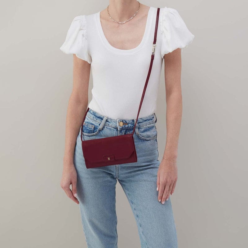 Hobo Fashion Romy Wallet Crossbody - Polished Leather | Saddleberry