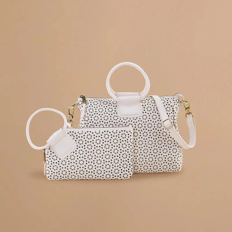 Hobo Fashion Sable Wristlet - Ecru