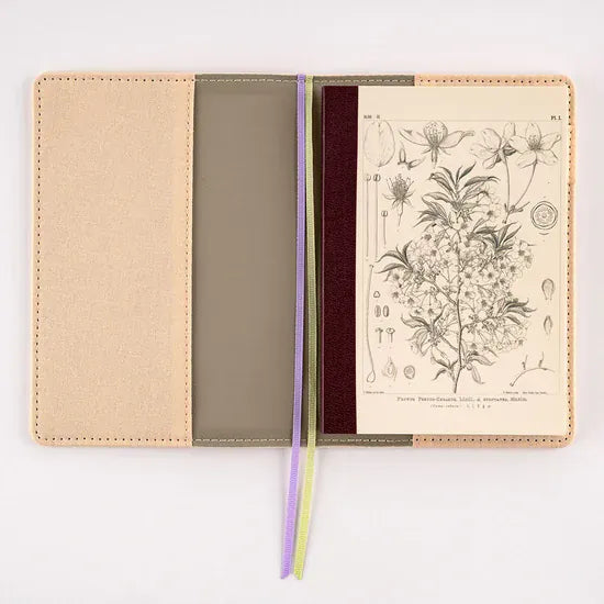 Hobonichi Paper Hobonichi 2027 | Tomitaro Makino: Graph Notebook - Yamazakura
