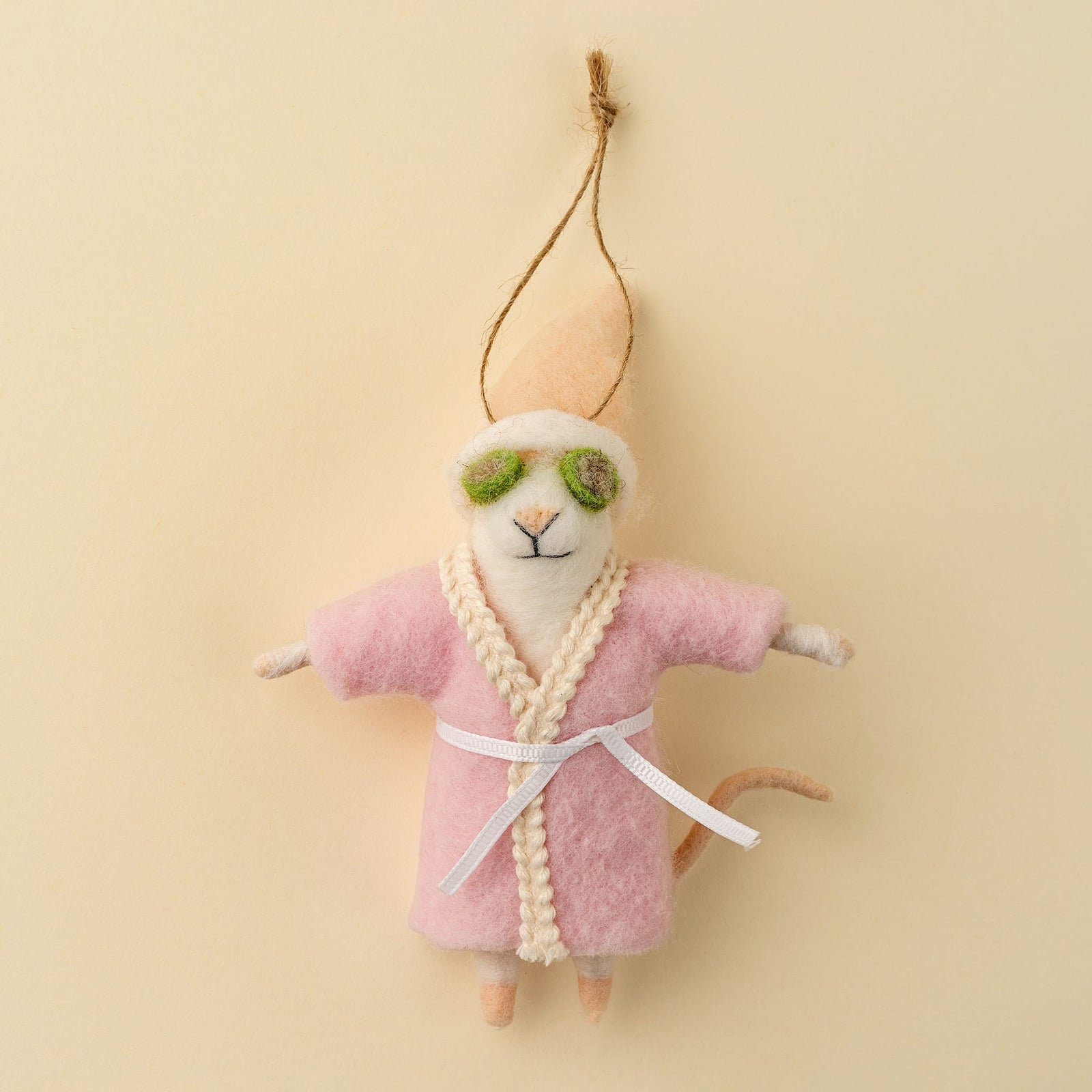 Indaba Holiday Spa Day Sloane Mouse Holiday Ornament