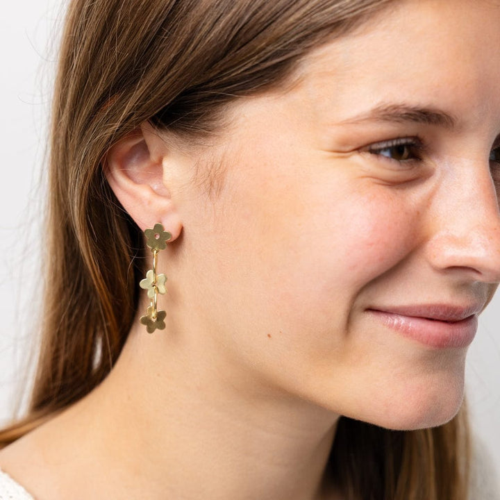 Ink + Alloy Fashion Daisy Floral Chain Post Earrings Brass