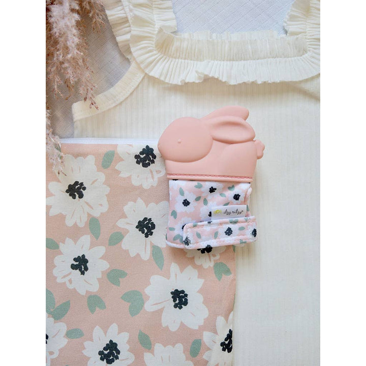 Itzy Ritzy Baby Itzy Mitt™ Silicone Teething Mitts