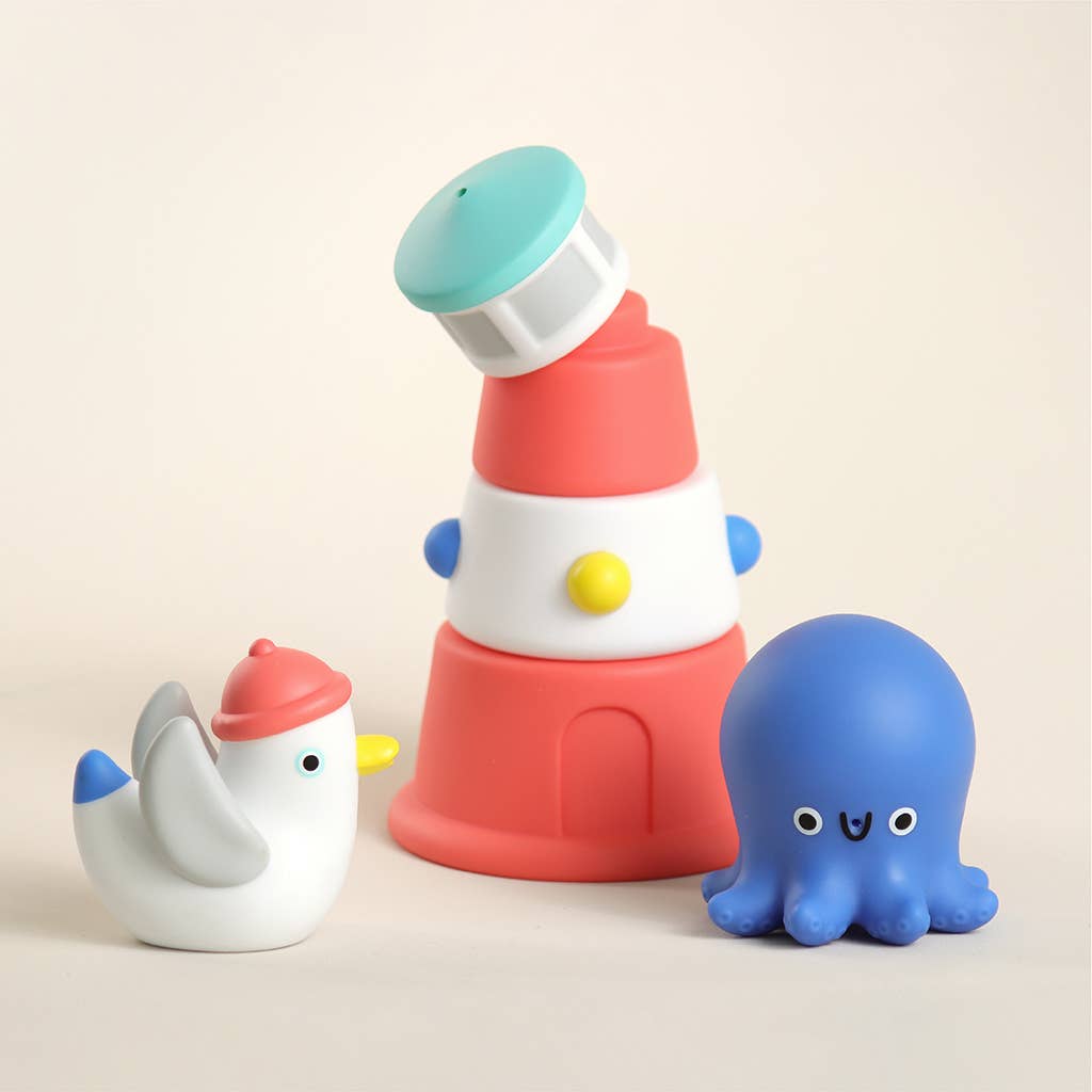 Itzy Ritzy Baby Itzy Stack & Squirt™ Bath + Water Toy