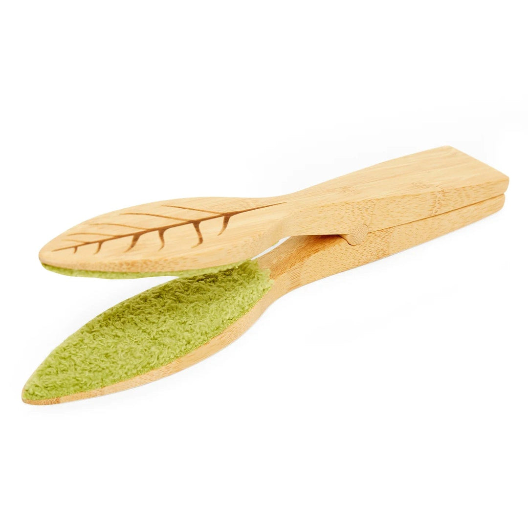 Kikkerland Gardening Tools Leaf Cleaning Tongs