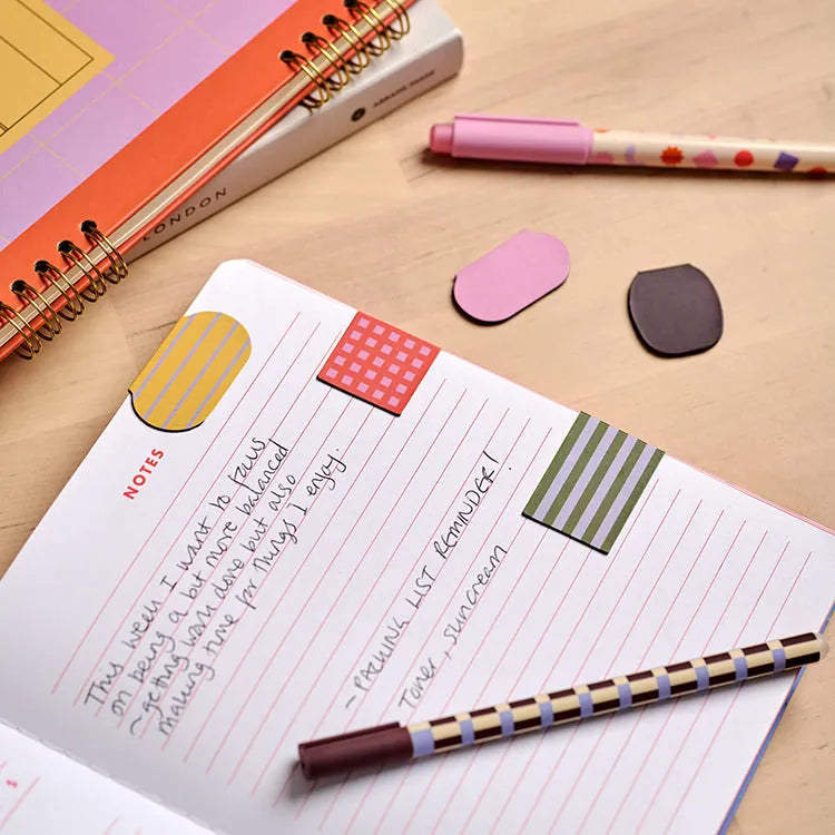 Kikkerland Gifts Magnetic Bookmarks